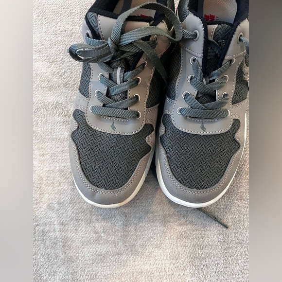 Men's Mesh Arch Support Sneaker 8 - Picture 9 of 9